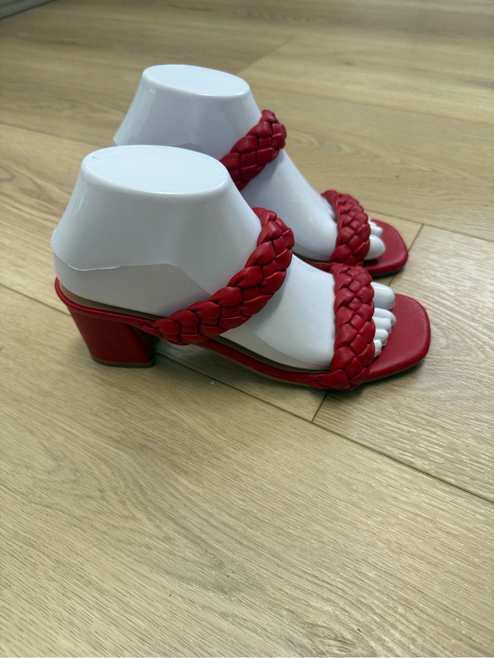 Bellini Fuss Red Braided Strap Sandal Woman’s Size 7